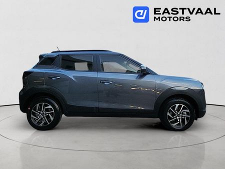 2026-Mahindra-XUV-3XO-12T-AX5_7