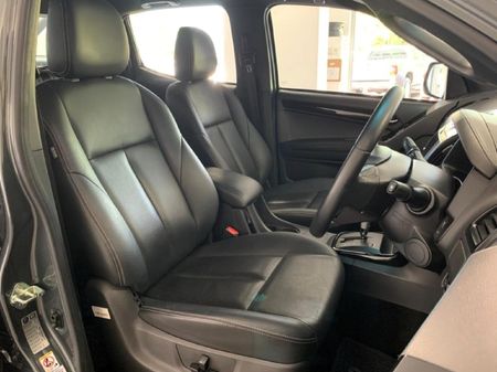 2021-Isuzu-D-Max-300-LX-Auto-Double-Cab_13