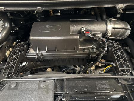 2021-Ford-Tourneo-Custom-LTD-22-TDCi-SWB-114kW_11