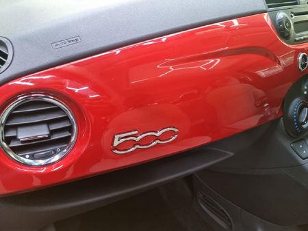 2014-Fiat-500-14-Lounge_12