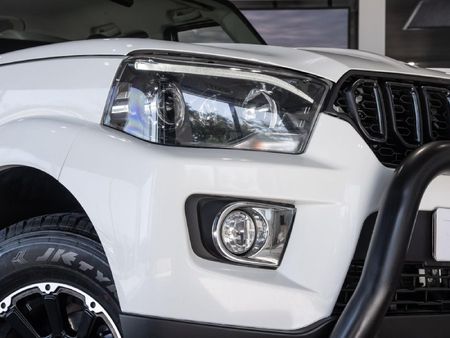 2023-Mahindra-Pik-Up-22-mHawk-S10-Double-Cab_2