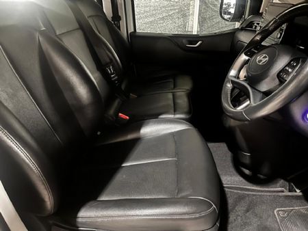 2022-Hyundai-Staria-22d-Executive-Auto_4