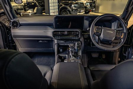 2026-Toyota-Land-Cruiser-Prado-VX-R-28GD-Auto_11