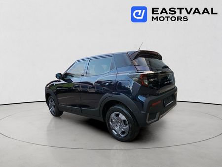 2026-Mahindra-XUV-3XO-12T-MX2_4