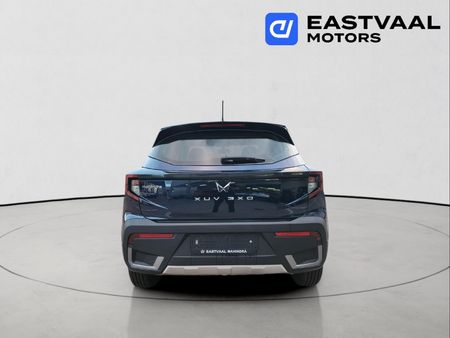 2026-Mahindra-XUV-3XO-12T-MX2_5