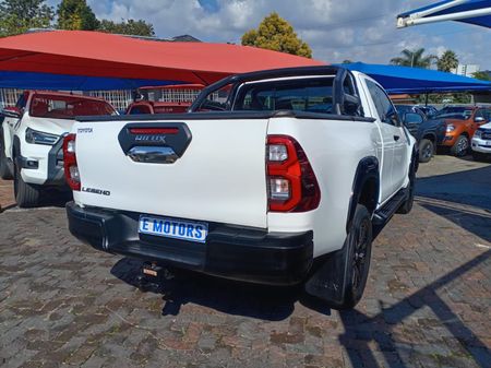 2020-Toyota-Hilux-28-GD-6-Raised-Body-Raider-Auto-Extended-Cab_11