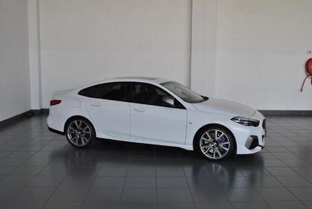 2022-BMW-2-Series-M235i-xDrive-Gran-Coupe_0