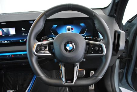 2025-BMW-X3-20d-xDrive-M-Sport_10