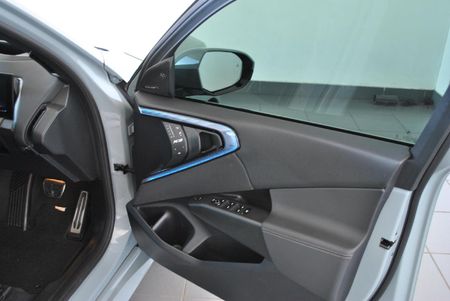 2025-BMW-X3-20d-xDrive-M-Sport_13