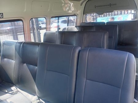 2022-Toyota-Quantum-25-D-4D-Sesfikile-16-seat_7