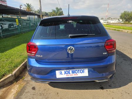 2020-Volkswagen-Polo-10-TSI-Highline-Auto-85kW_6