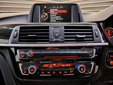 2016-BMW-3-Series-320i-M-Sport-Auto_12