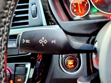 2016-BMW-3-Series-320i-M-Sport-Auto_14