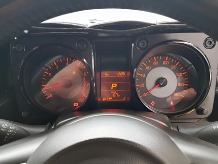 2022-Suzuki-Jimny-15-GLX-Auto_11