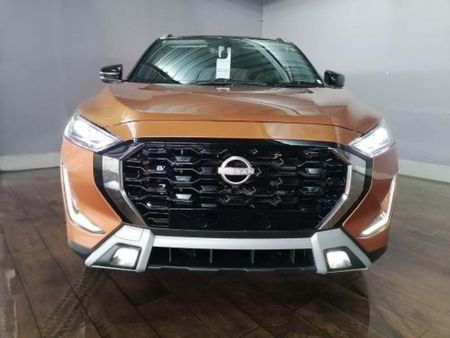 2025-Nissan-Magnite-10-Acenta_1