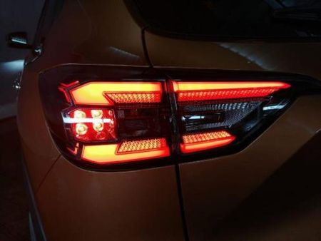 2025-Nissan-Magnite-10-Acenta_7