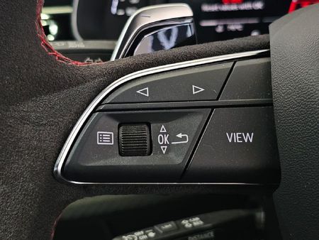 2024-Audi-RSQ8-quattro-441kW_21