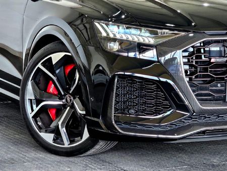 2024-Audi-RSQ8-quattro-441kW_4