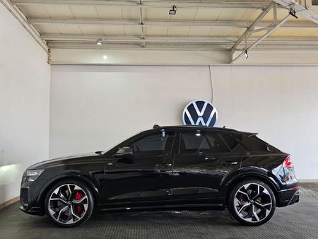 2024-Audi-RSQ8-quattro-441kW_7