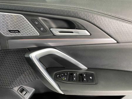 2025-BMW-X2-sDrive-18i-M-Sport_12