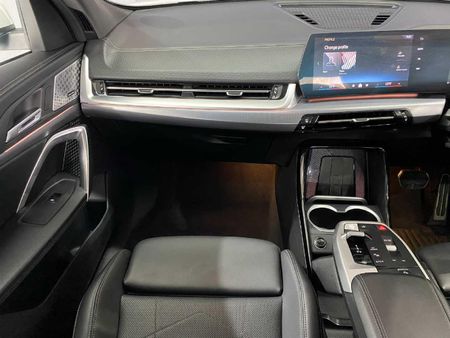 2025-BMW-X2-sDrive-18i-M-Sport_14