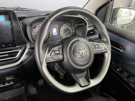 2025-Toyota-Starlet-15-XR_15