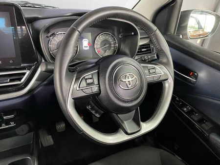 2025-Toyota-Starlet-15-XR_15