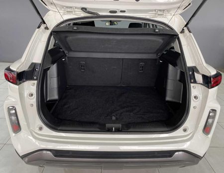 2025-Toyota-Urban-Cruiser-15-XR-Auto_18