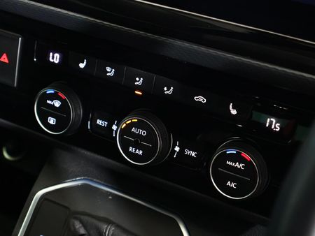 2022-Volkswagen-Caravelle-T61-20-BiTDI-Highline-Auto-4Motion-146kW_11