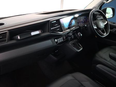 2022-Volkswagen-Caravelle-T61-20-BiTDI-Highline-Auto-4Motion-146kW_15