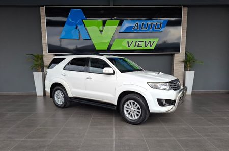 2009-Toyota-Fortuner-30-D-4D-Raised-Body-Auto_0