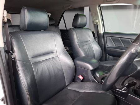 2009-Toyota-Fortuner-30-D-4D-Raised-Body-Auto_10