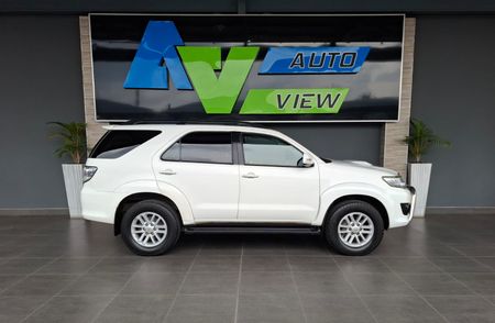 2009-Toyota-Fortuner-30-D-4D-Raised-Body-Auto_2