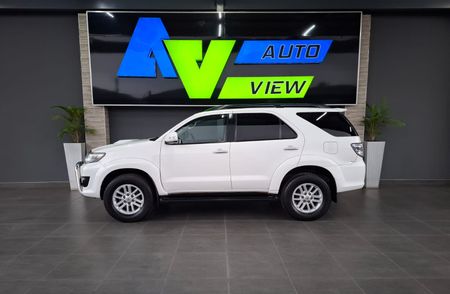 2009-Toyota-Fortuner-30-D-4D-Raised-Body-Auto_5
