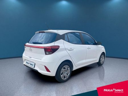 2025-Hyundai-Grand-i10-10-Motion_6