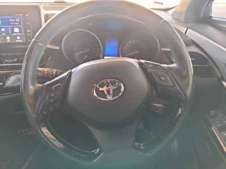 2019-Toyota-C-HR-12T-Luxury-Auto_11
