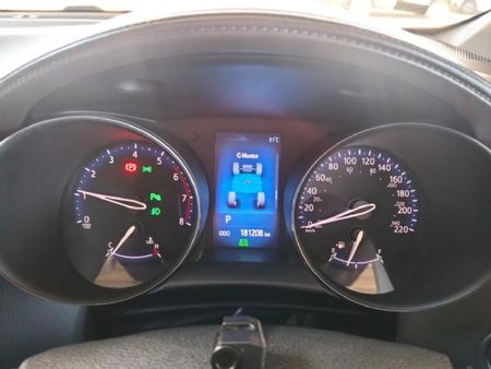 2019-Toyota-C-HR-12T-Luxury-Auto_12