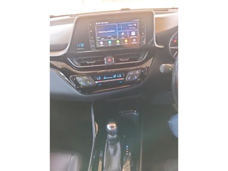 2019-Toyota-C-HR-12T-Luxury-Auto_13