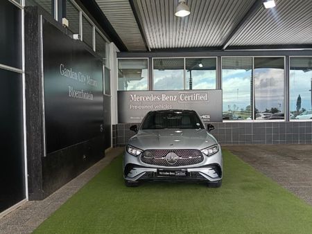 2026-Mercedes-Benz-GLC-300d-Coupe-4Matic-AMG-Line_19
