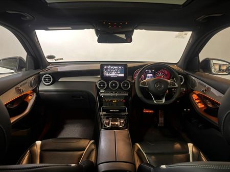 2020-Mercedes-AMG-GLC-63-S-AMG-4Matic_14