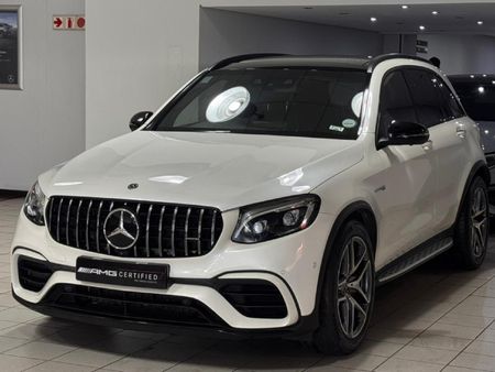 2020-Mercedes-AMG-GLC-63-S-AMG-4Matic_15