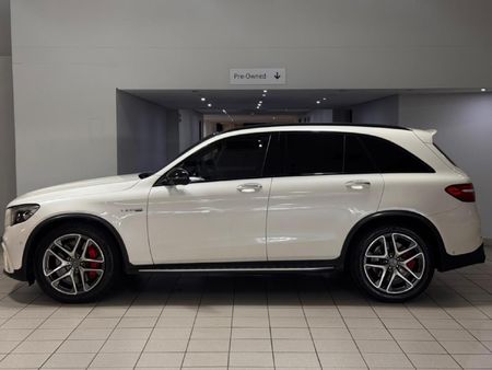 2020-Mercedes-AMG-GLC-63-S-AMG-4Matic_7