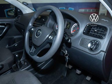 2024-Volkswagen-Polo-Vivo-14_22