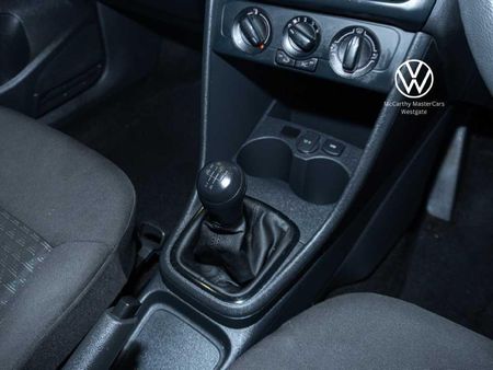 2024-Volkswagen-Polo-Vivo-14_24
