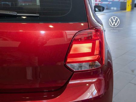 2024-Volkswagen-Polo-Vivo-14_7