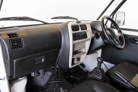 2026-Suzuki-Eeco-12-Panel-Van_13