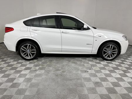 2015-BMW-X4-xDrive20d-M-Sport_17