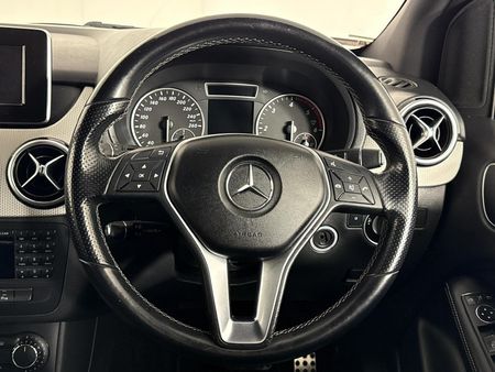 2012-Mercedes-Benz-B-Class-B-200-BE-Auto_9