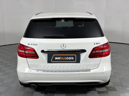 2012-Mercedes-Benz-B-Class-B-200-BE-Auto_16