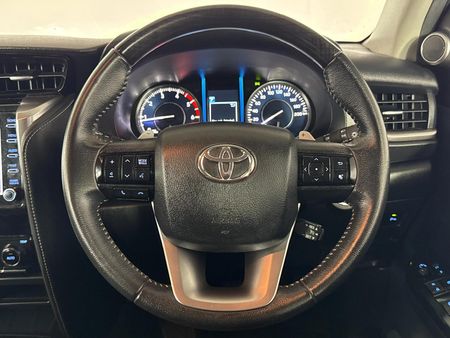 2021-Toyota-Fortuner-28-GD-6-Raised-Body-Auto_11